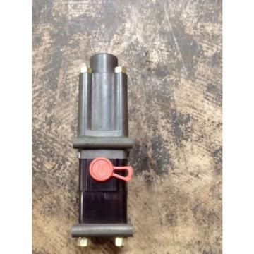 Rexroth Japan Italy Pilot Air Control Valve 1/4D P52901