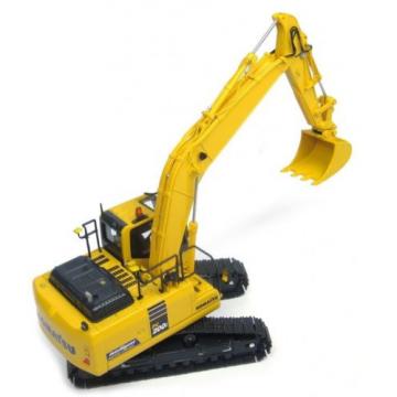 KOMATSU PC200i-10 INTELLIGENT MACHINE 1/50 scale model by Universal Hobbies