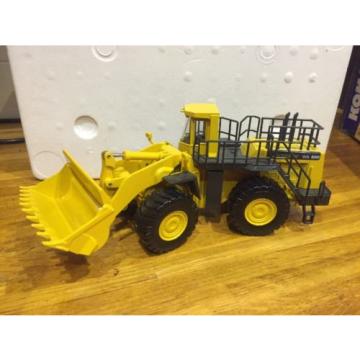 Joal Komatsu WA800 - 3 Wheel Loader/ Loading Shovel 1:50th Scale