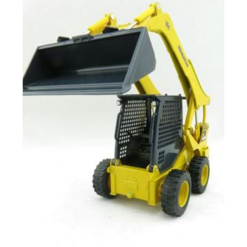 JOAL 40071 Komatsu SK1026 Skid Steer Loader with addtional Forks DIECAST 1:25