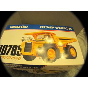 KOMATSU HD785 DUMP TRUCK DIECAST