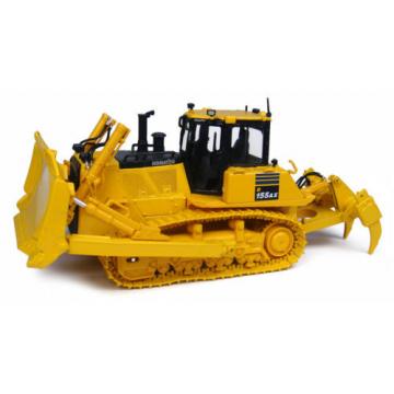 Universal Hobbies UH 8010 Komatsu D155 AX Crawler Dozer Diecast Scale 1:50