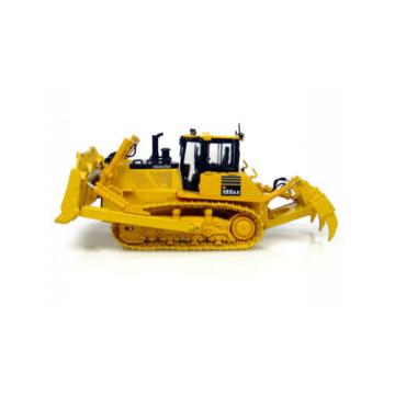 Universal Hobbies UH 8010 Komatsu D155 AX Crawler Dozer Diecast Scale 1:50