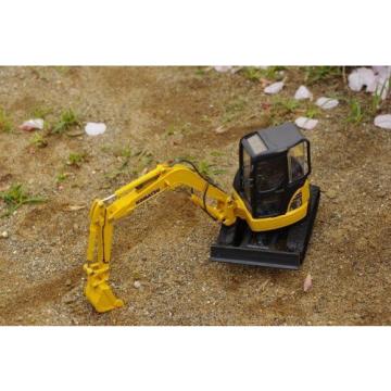 Diamond pet DK-6104 1/32 scale Komatsu mini excavator PC50MR Gareo