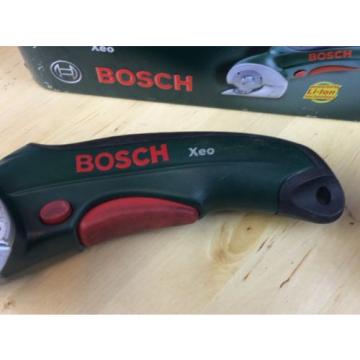 Bosch Xeo Cordless Universal Cutter, recharegable Li-Ion - Ship Worldwide