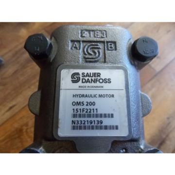 Sauer Danfoss Hydraulic Motor OMS 200 151F2211  NEW