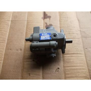 HYDRALIC PISTON PUMP,,SAUER-DANFOSS TYPE# L15-RBKY-PCX3XX-XX,,,L15-7072