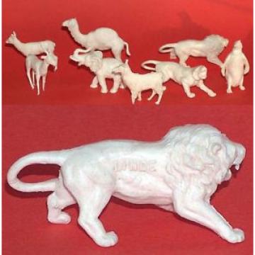 8 VINTAGE LINDE PLASTIC FIGURINES OF ANIMALS, AUSTRIA