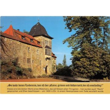 GG3909 wesergebirge torturm der schaumburg mit amtshaus und linde    germany