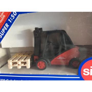 Siku 1722 Linde Forklift Truck x 2 Mint Boxed