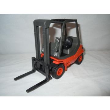 Linde Fork Lift   By Schuco/Gama  1/25th Scale