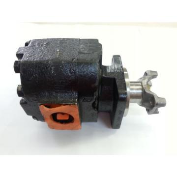 Parker 316-5030-002 Hydraulic Gear Pump 3169310451-1373300 w/ Drive Yoke