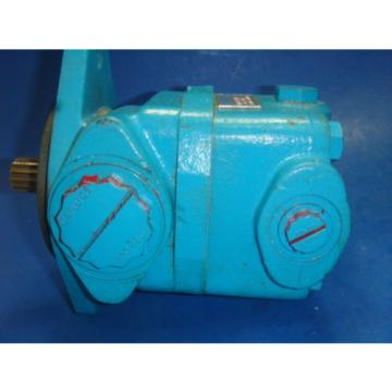 Origin VICKERS HYDRAULIC PUMP, V20F 6S5T 15C 8K 22 107, Origin IN BOX