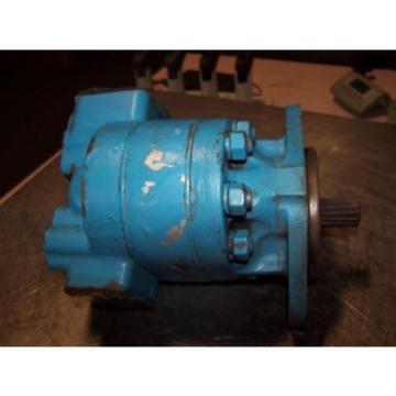 NEW SPERRY VICKERS HYDRAULIC PUMP F3C202D17  B1B11A30