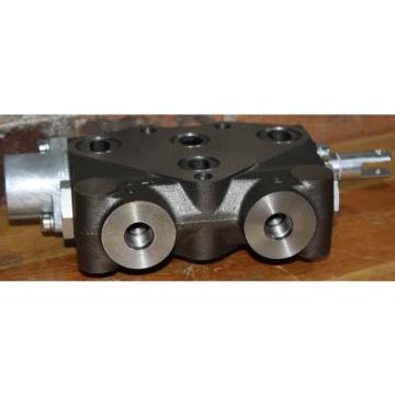 Gresen 4 way directional control valve #CP-4732 BM# 6784 733