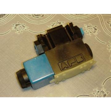 Vickers DG4V-3S-2A-M-FW-B5-60 Hydraulic Directional Control Valve 02-109563 Origin