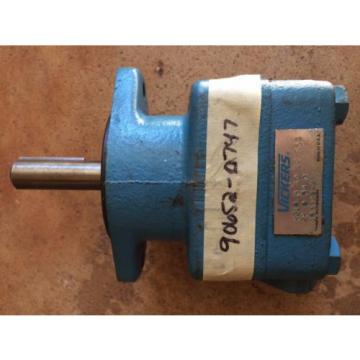 Origin VICKERS HYDRAULIC PUMP MOTOR V21061D12S63