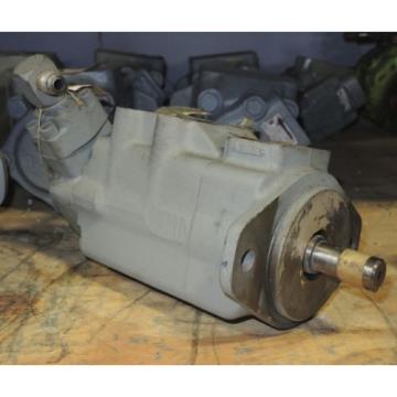 Vickers Hydraulic Vane Pump - 2520V 17A 5 1DD20 282 160