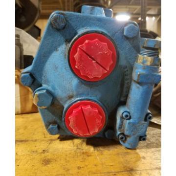 Vickers PVB29-RS20-CM11 Hydraulic Piston Pump origin No Box