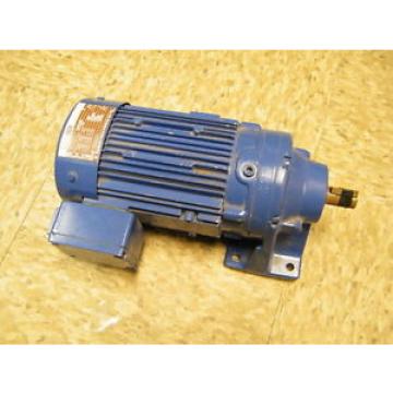 Sumitomo Cyclo Drive Induction Gear Motor CNHM05-6075-17 04 KW 17:1 Ratio