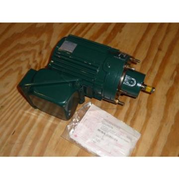 Sumitomo SM-Cyclo Gear motor CNFMS-01-4075-YA 1/8 HP 135 RPM TC-EX 230/460VAC