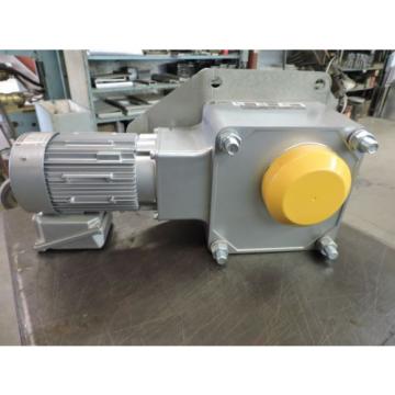 SUMITOMO RIGHTANGLE DRIVE 3 PH INDUCTION MOTOR TYPE TC-FX