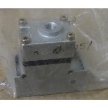 BOSCH REXROTH PNEUMATICS 0821003028 CHECK VALVE G 1/2 PILOT OPERATED