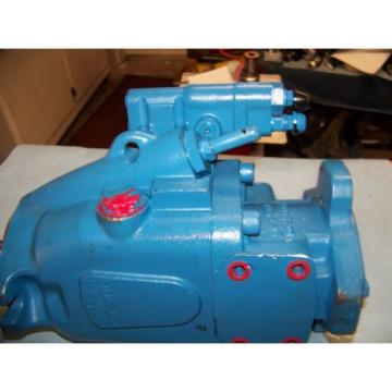 Vickers Eaton Variable Discplacement Hydraulic Pump New Original !