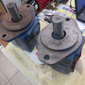 2 - Hydraulic pumps, Metaris MH5V30A-1C-21 amp; Vickers