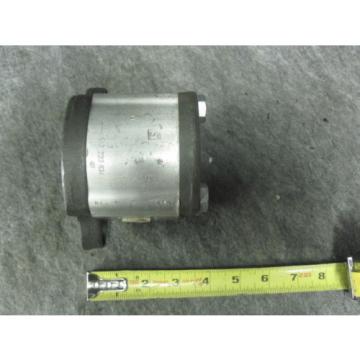 NEW BOSCH GEAR PUMP 1517222834 # 1 517 222 834