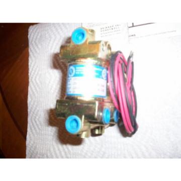 Skinner V-9 Solenoid Valve V933LB2150