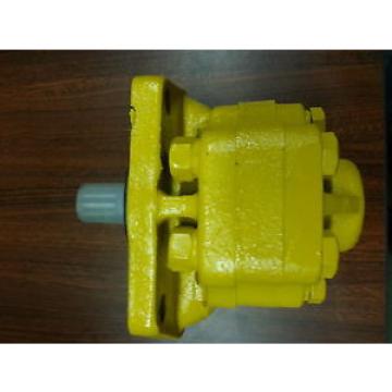 NEW KOMATSU D20-5, D20-6, D20-7 CLUTCH PUMP, DOZER OR LOADER PART# 07421-71401