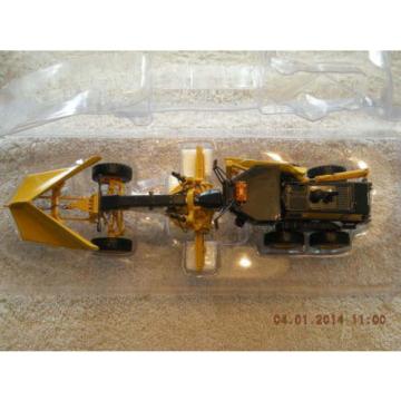 50-3266 Komatsu GD655-5 Motor Grader NEW IN BOX